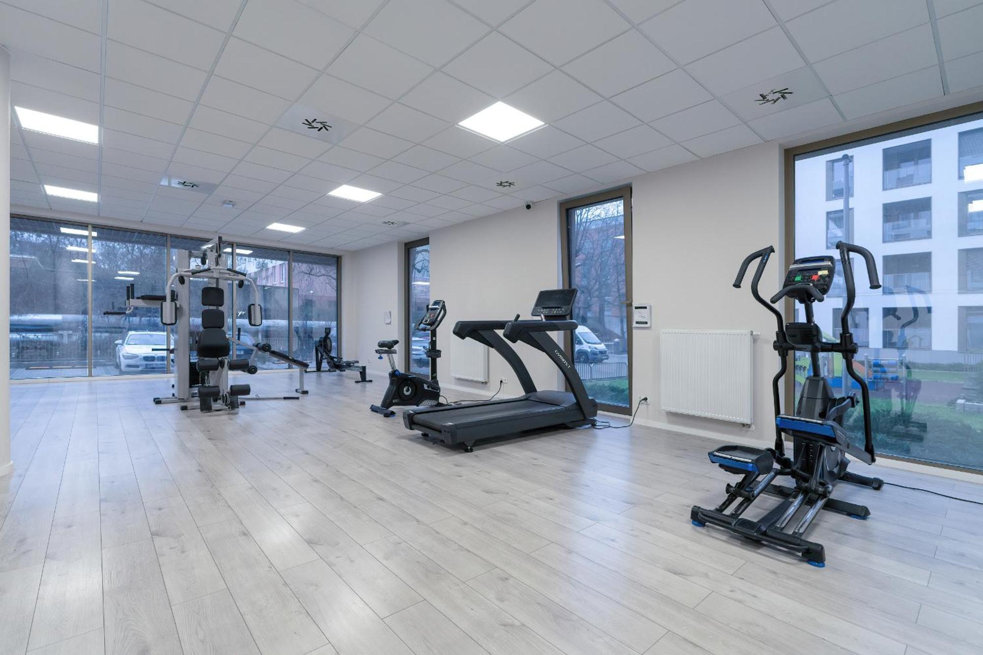 City Center Apartments With Gym & Free Garage Poznan By Noclegi Renters Zewnętrze zdjęcie