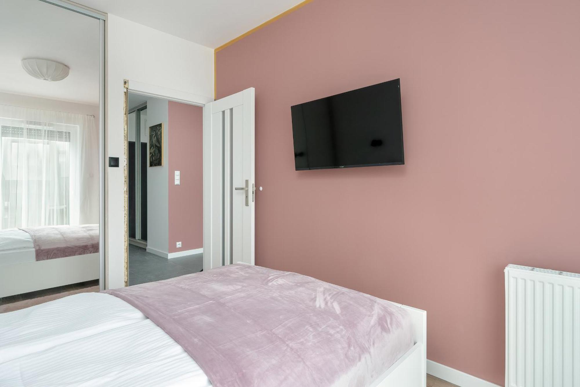 City Center Apartments With Gym & Free Garage Poznan By Noclegi Renters Zewnętrze zdjęcie